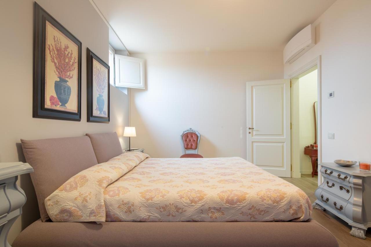 פירנצה Stunning & Luxurious 1Br Apt 1 Min Walk By Duomo מראה חיצוני תמונה
